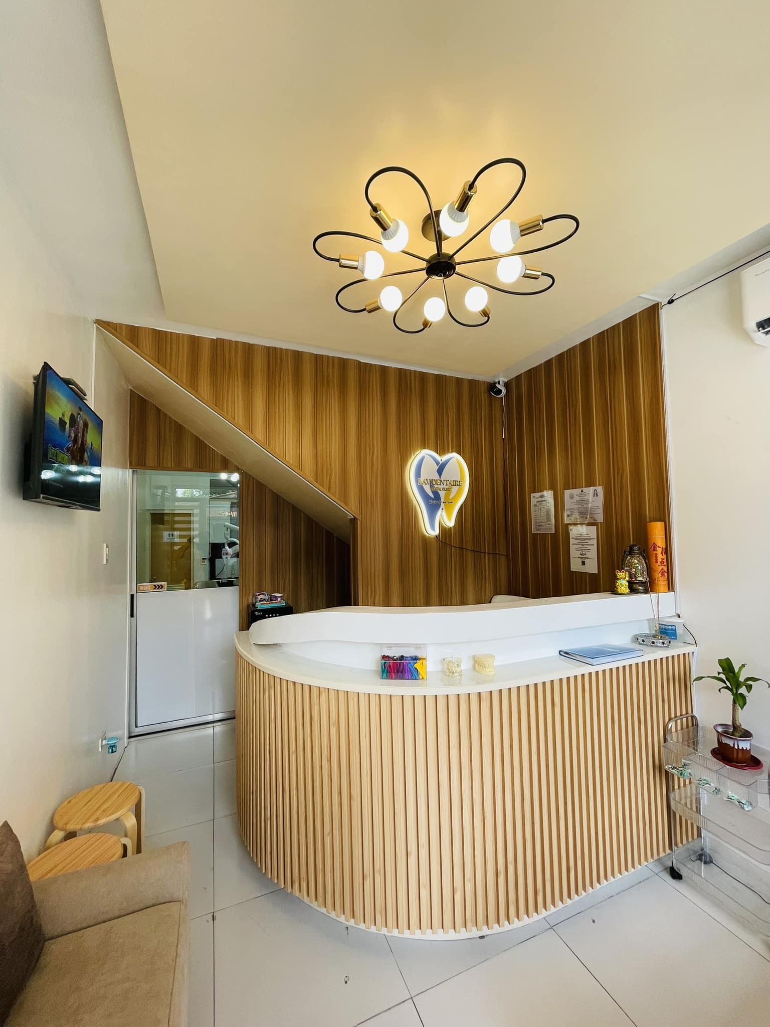 Reception Counter
